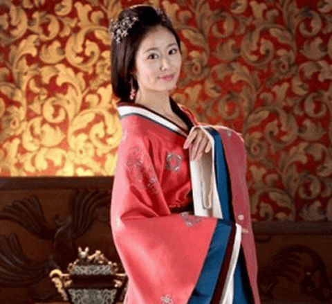 盘点中国历史上最受宠的后妃,妲己上榜,没想到最后一位居然是她