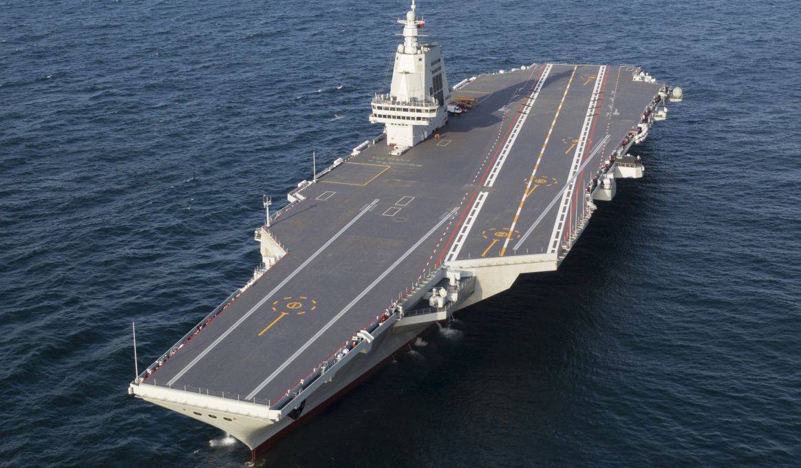 福建舰成功完成首次海试_航母_全速_航行