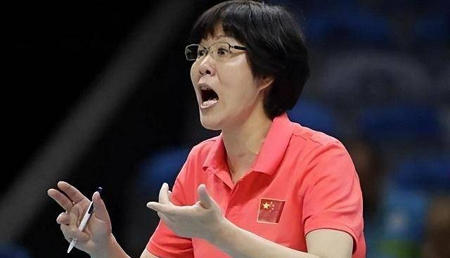 女排天才张锦文:因抢花洒被国家队开除,郎平:有我在就永不用她