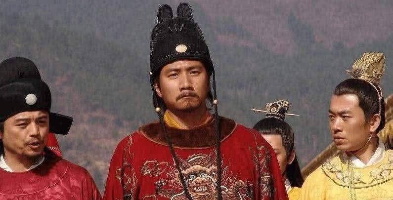 惨遭百官群起攻之,却一心与文武大臣"吵架",竟稳居朝堂的名相