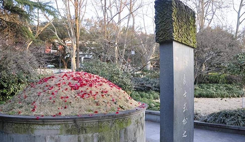 杭州挖出武松墓,墓碑记录了另一番事迹,专家:武松是真英雄