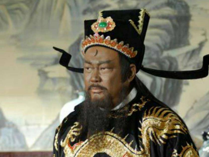 农夫家牛的舌头被割了,包拯:回去把牛杀了卖肉,小偷自会出现