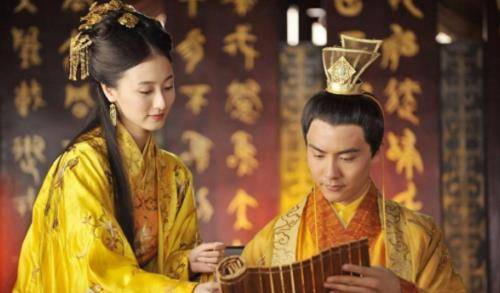 夏姬_甄宓_曹丕为