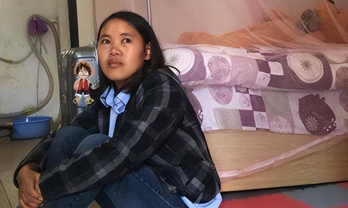 后来幼儿园的园长决定在幼儿园收拾一间房子出来,当作员工宿舍,让钱仁