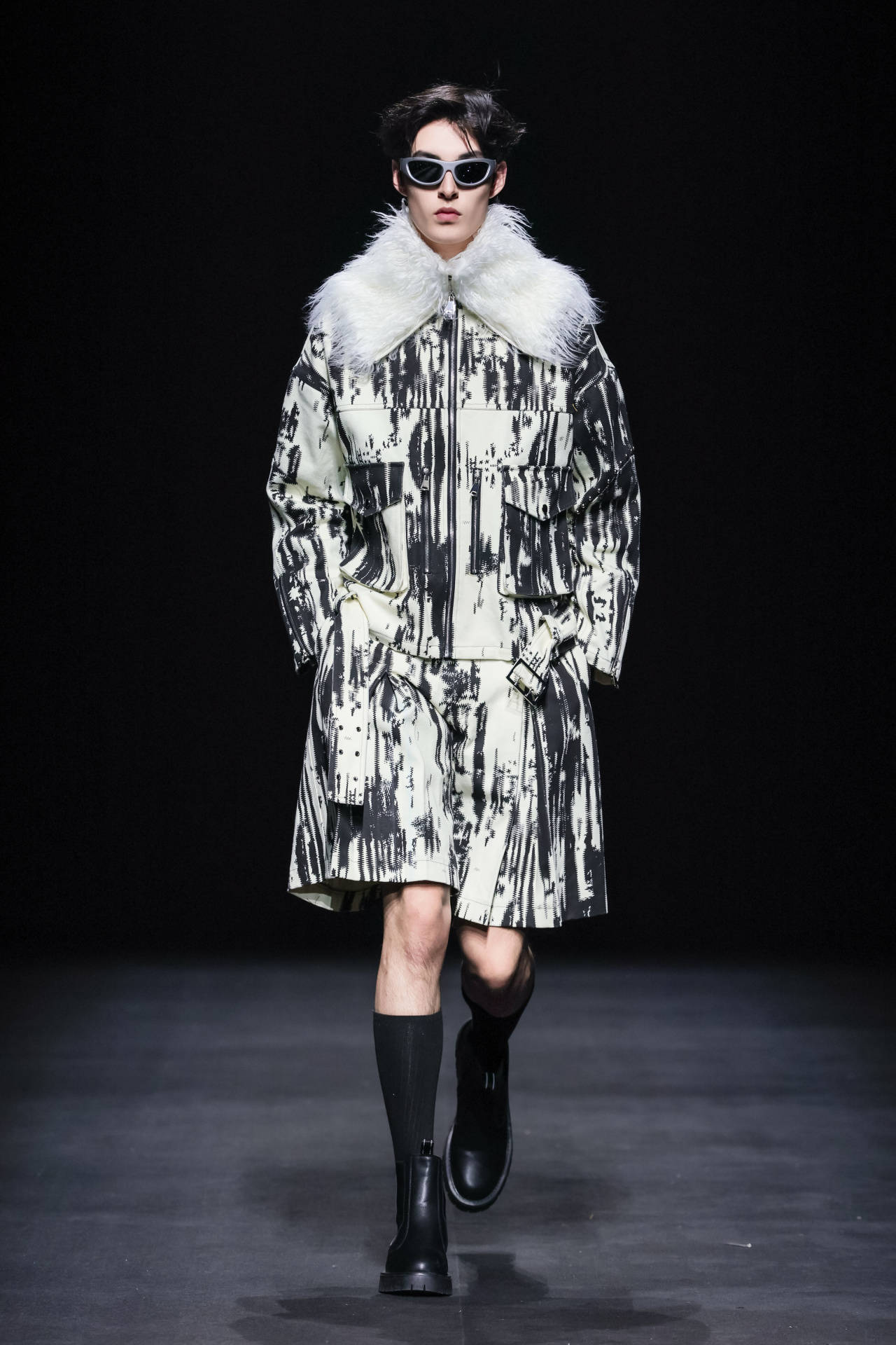 年轻中国潮起来,中国国际时装周t台上的个性潮流表达