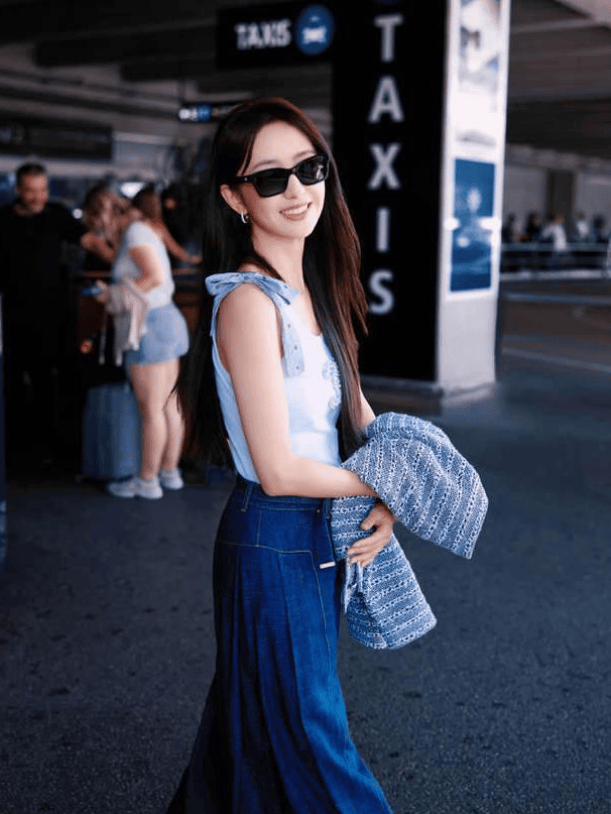 作为标准的80后,佟丽娅真的很自律,她结婚怀孕生子并没有影响