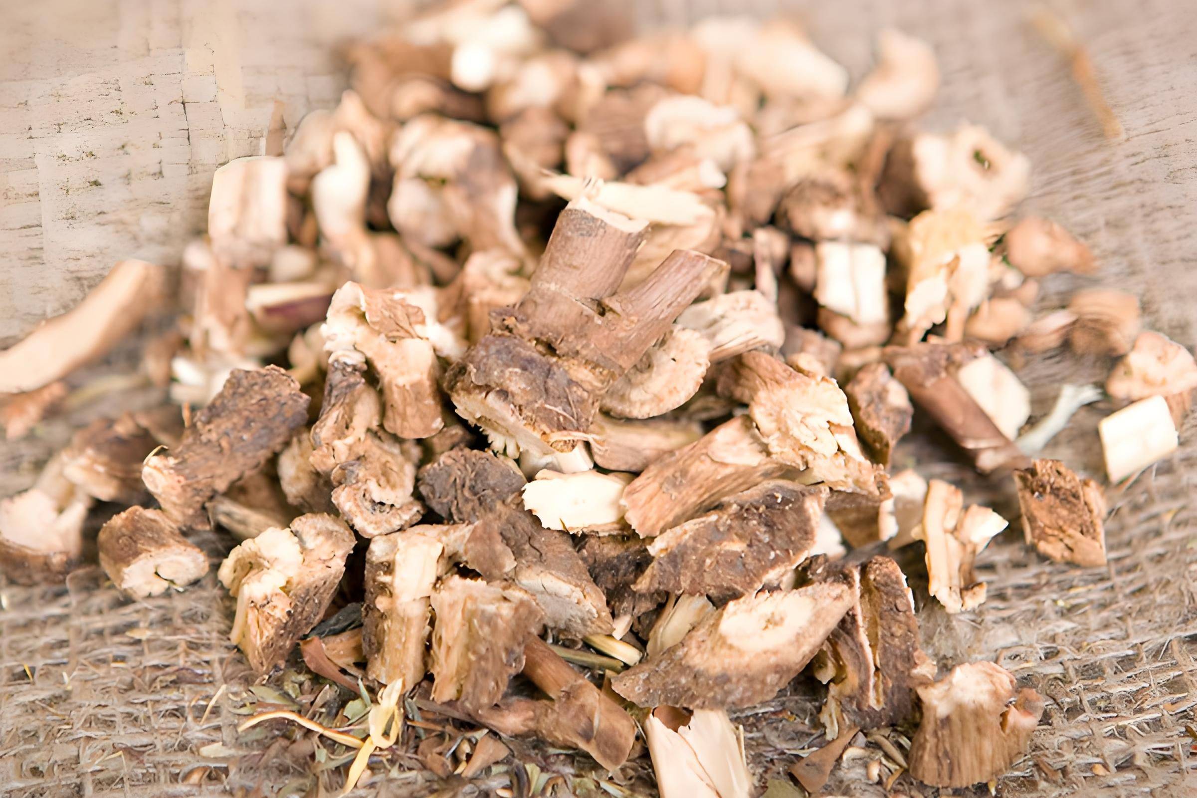 四个妙方草药饮用可止痛,痛风专家张卓揭秘!