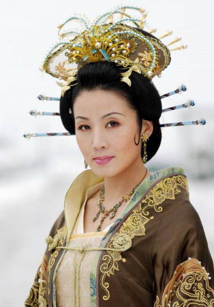 死后墓碑竟然被唐太宗推倒磨去碑文_李世民_李建成_侯君集