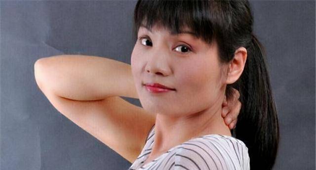 熊芳芳:31年教龄急流勇退,放弃大好前程,只想为自己活一次!