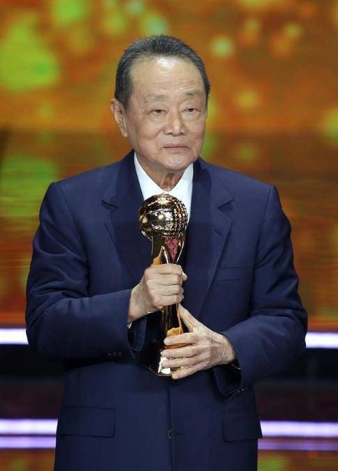 马来西亚首富亚洲糖王郭鹤年,籍贯在福州仓山区盖山镇相对于闽南面向