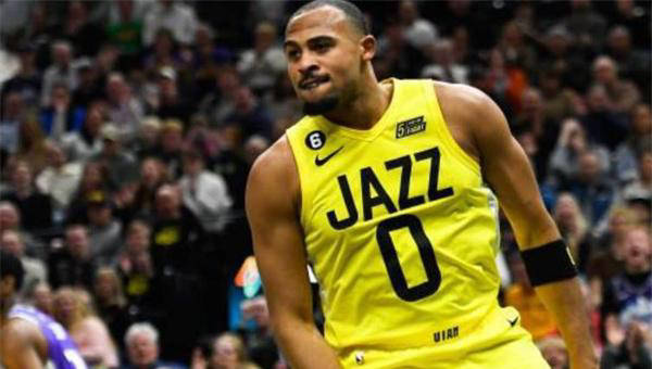 被期待的塔克何去何从_爵士_湖人_合同