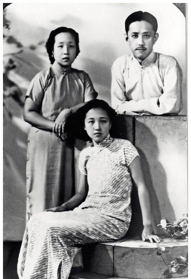 父亲实力宠女,陪送嫁妆浩浩荡荡摆满一条街,女儿却用其做善事