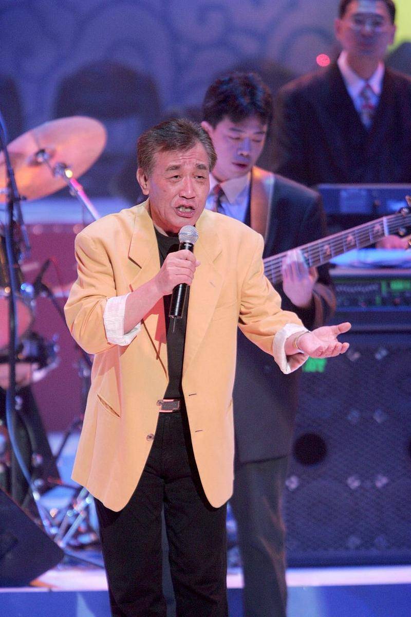 著名歌手张帝:娶女儿闺蜜为妻,如今已80岁高龄,娇妻才刚47岁