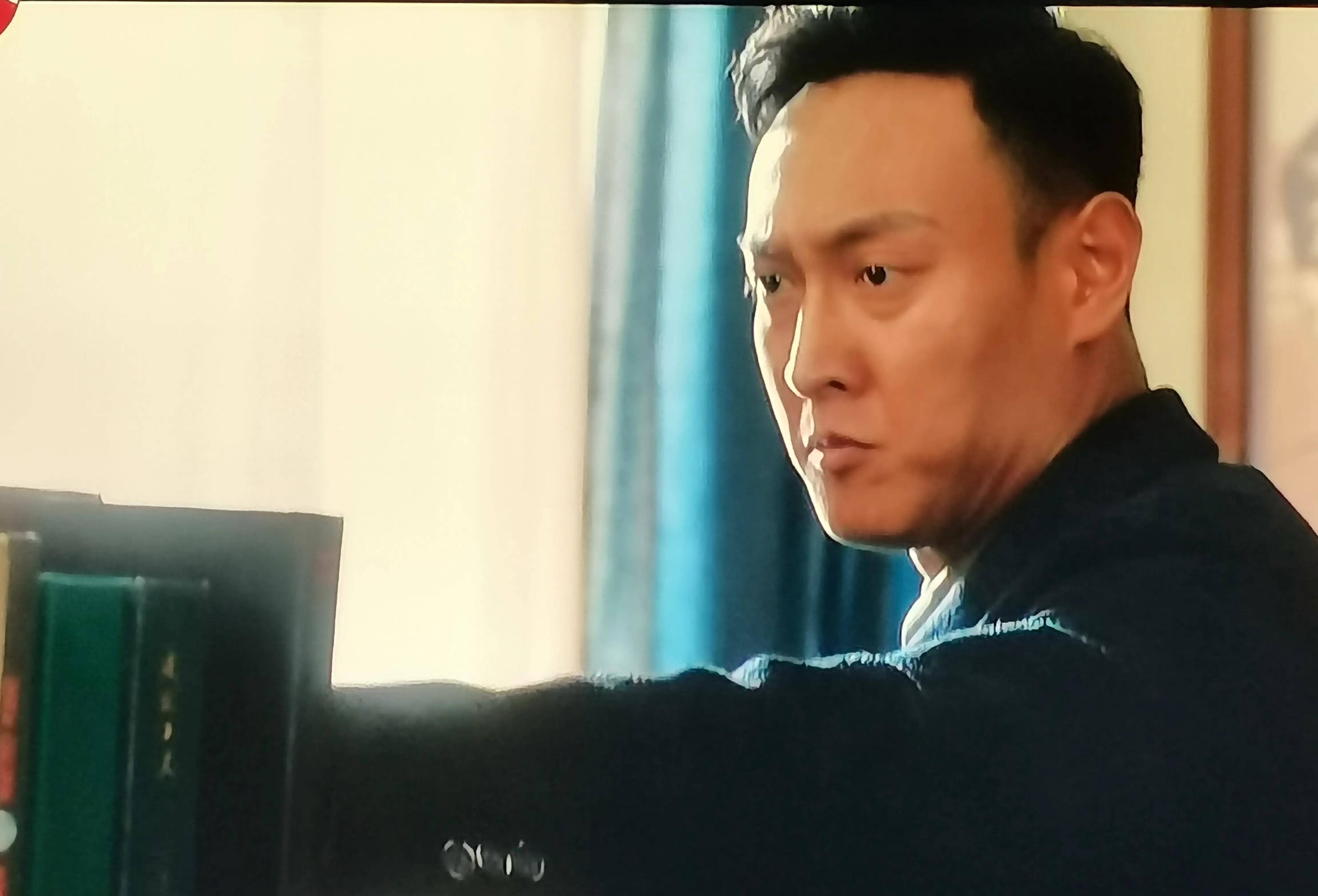 陈炎传情报无人盯,"九九归一"卖货郎被抓,玉婷要除掉赵云飞