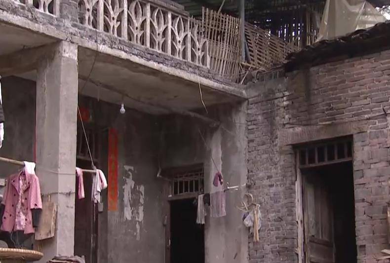 2019年罪犯大骂法官,叫嚣:有本事用枪打我,被判死刑后眼神飘忽