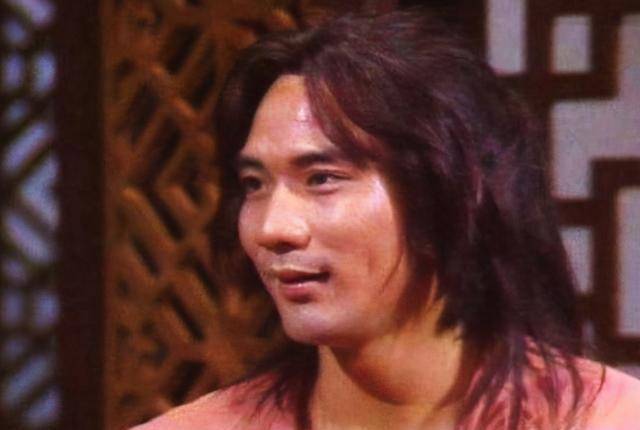 男主角"云飞扬",也就是徐少强饰演的角色突然失踪了,丽的电视台怎样都