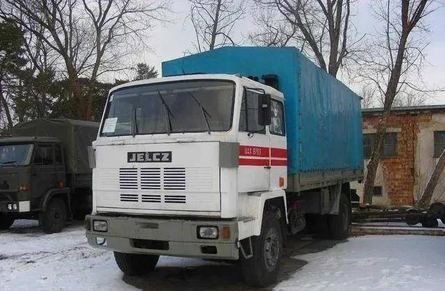 儿时的记忆,盘点八十年代为国家发展做出巨大贡献的进口卡车