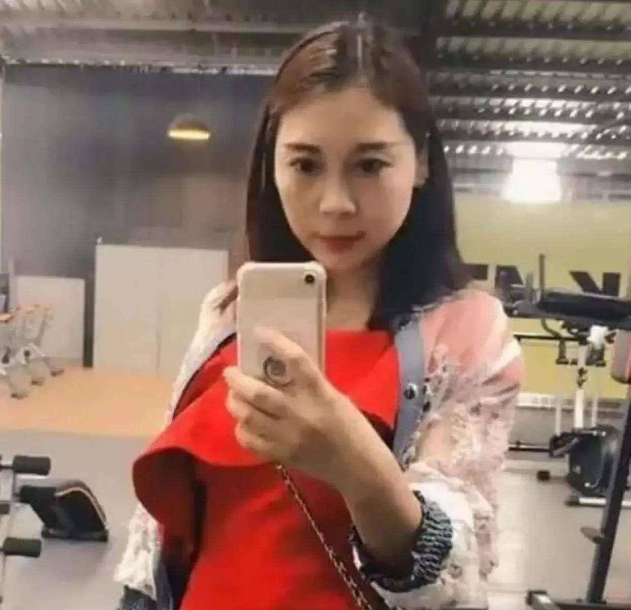 "蛇蝎美女"劳荣枝:3年杀害7人,潜逃20余年,如今