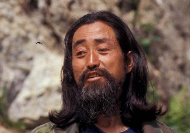 中国奇人寻找野人20多年,倾家荡产和3任妻子离婚,表示从不后悔