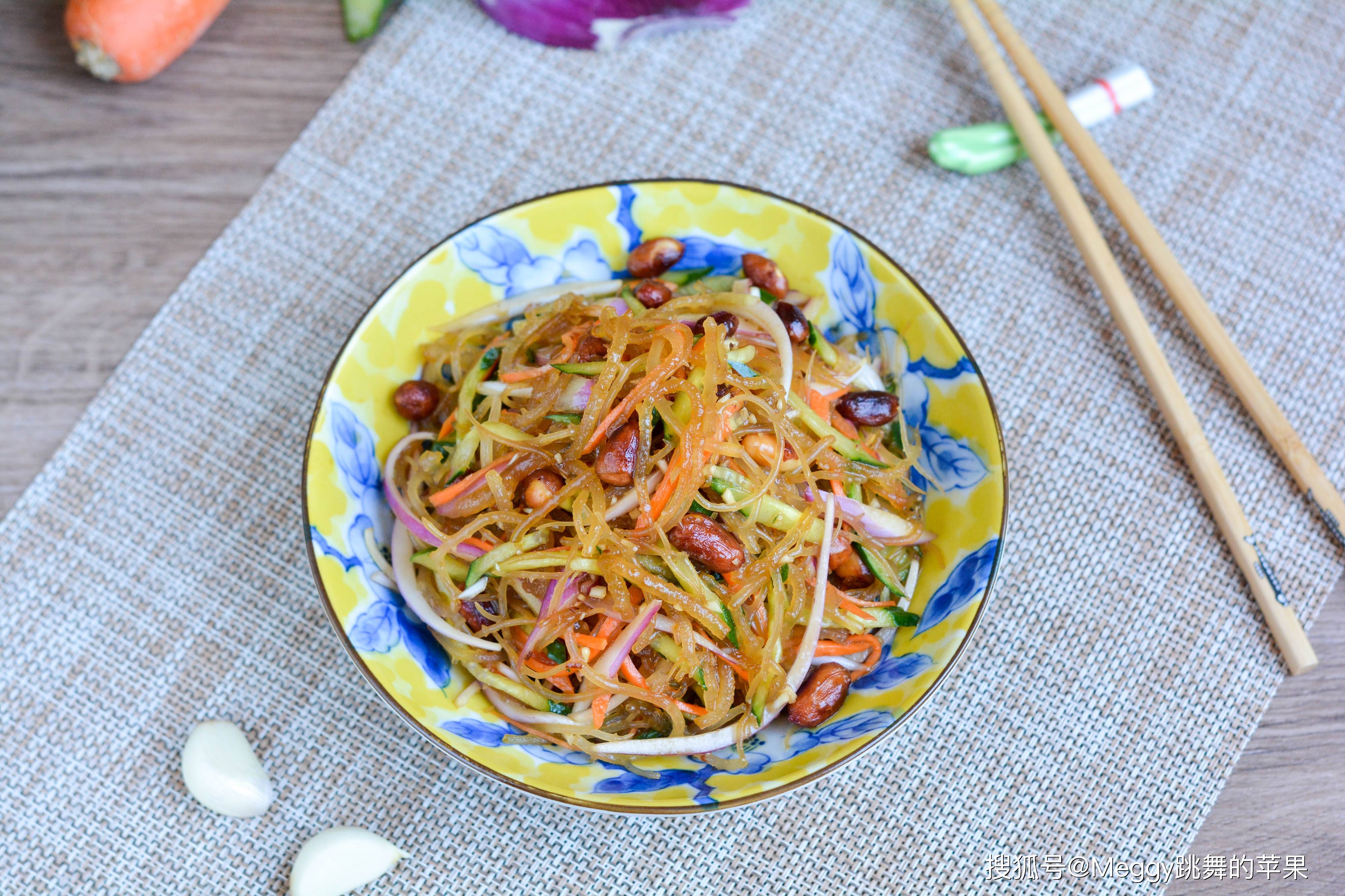 夏天爱吃的2道凉拌菜,无需开火,脆嫩爽口,开胃顺气