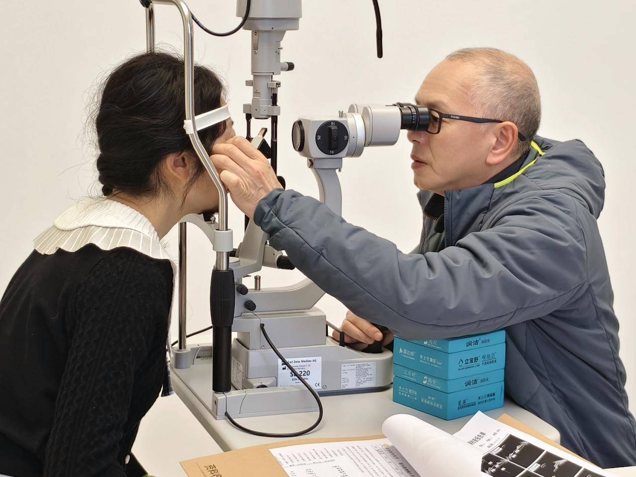 西安做icl近视手术找名医,中国icl先驱-沈晔教授5月25日坐诊奕鸣