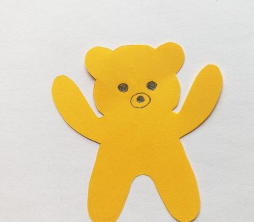 幼儿简单小手工,用卡纸剪出一个可爱的小熊,好学又好看