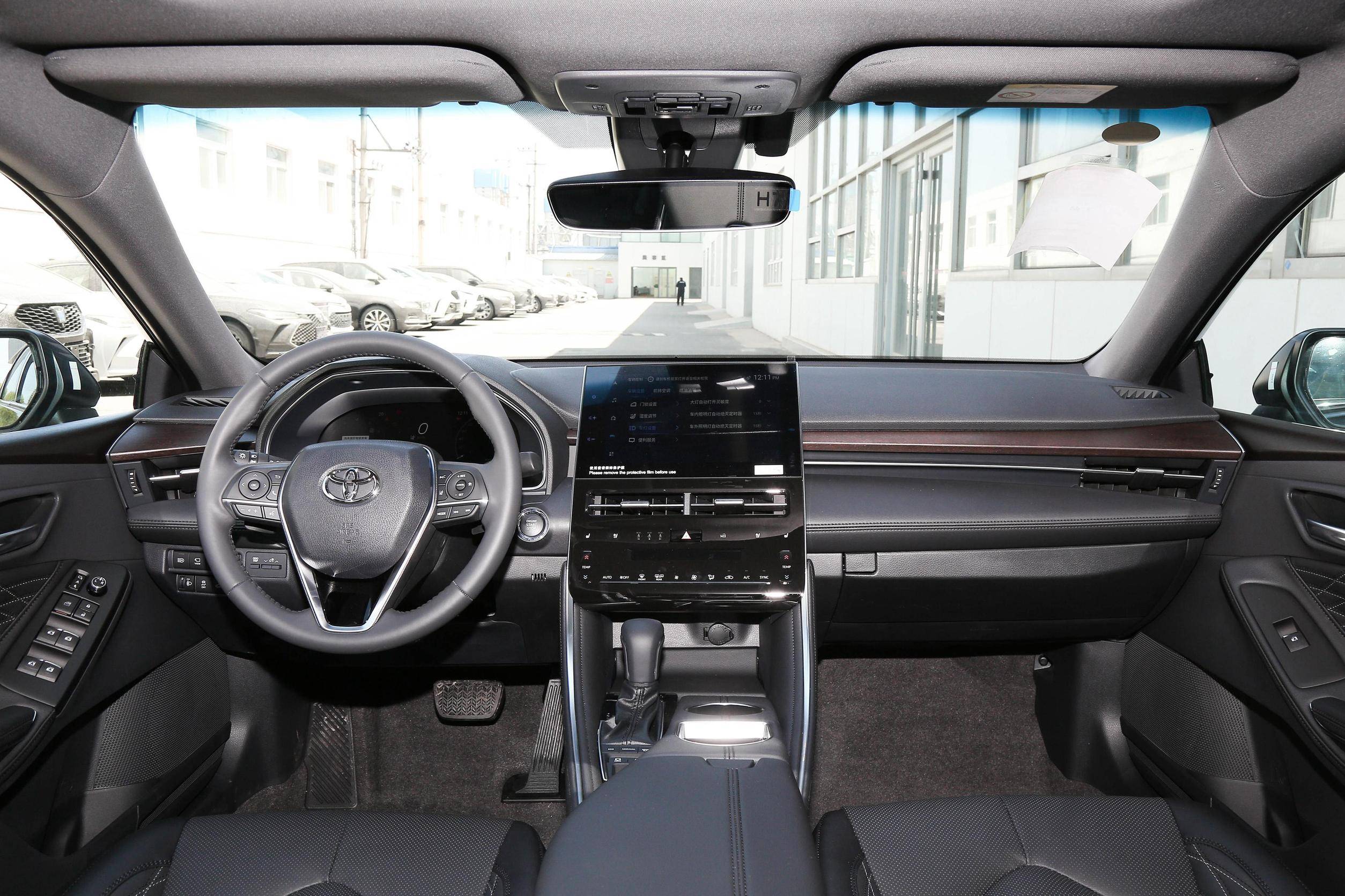 一汽丰田亚洲龙,三套动力可选,颜值高还省油,值得入手吗?_搜狐汽车_搜