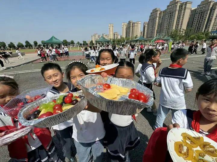 江夏区金口街小学开展劳动教育成果展示活动