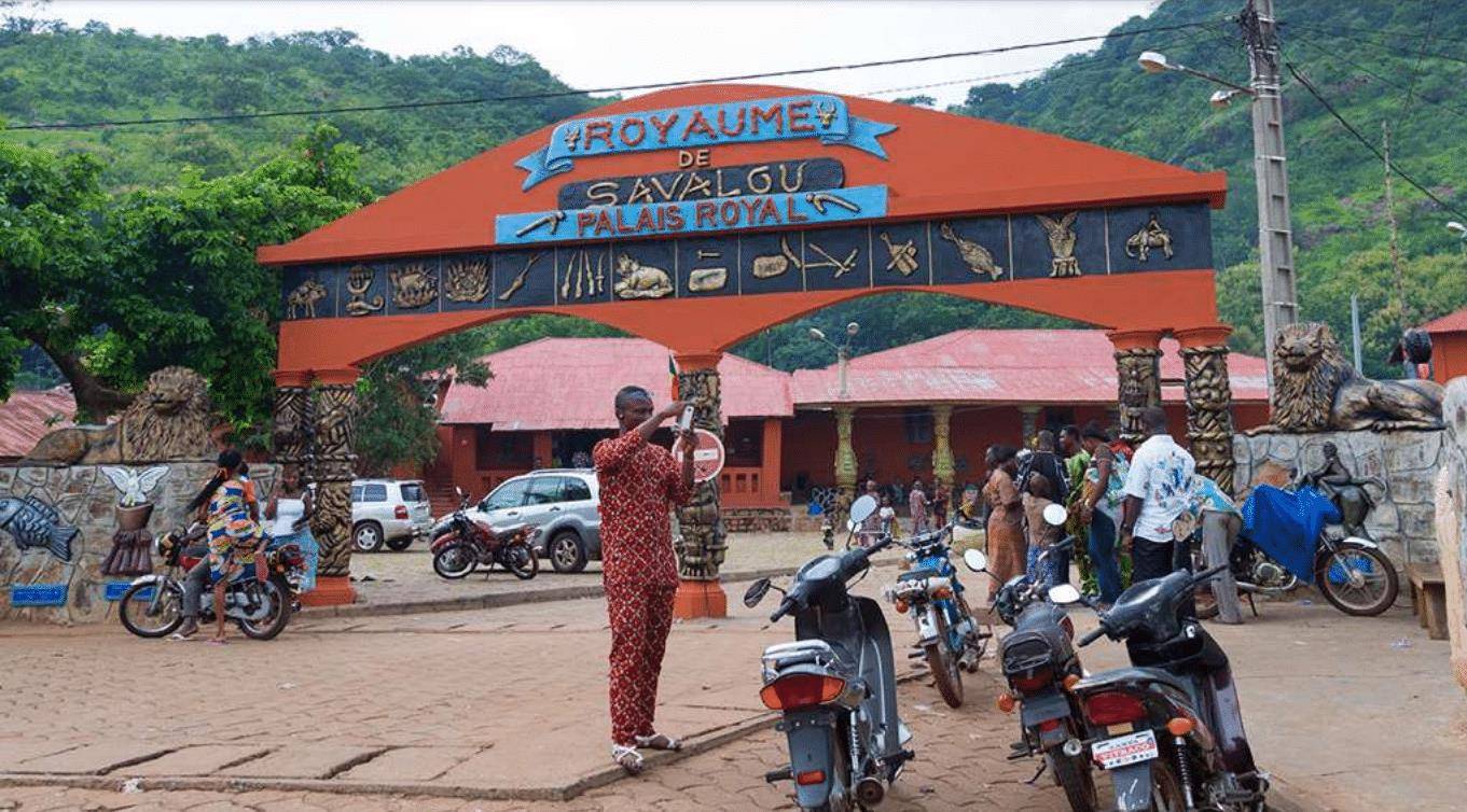 贝宁共和国的另一位国王,萨瓦卢国王的王宫.