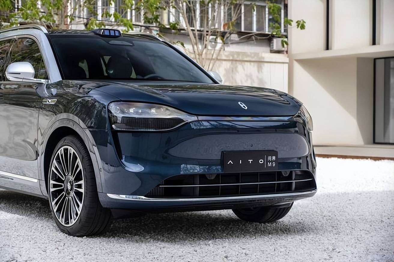 赛力斯汽车超级工厂实力"亮剑" 树立全球智造新标杆