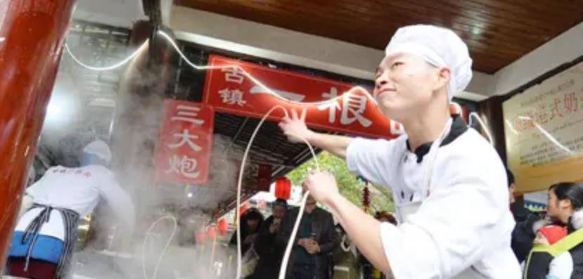 网红拉面哥,甩掉老板做主播,娶富豪女粉丝,结果怎样?