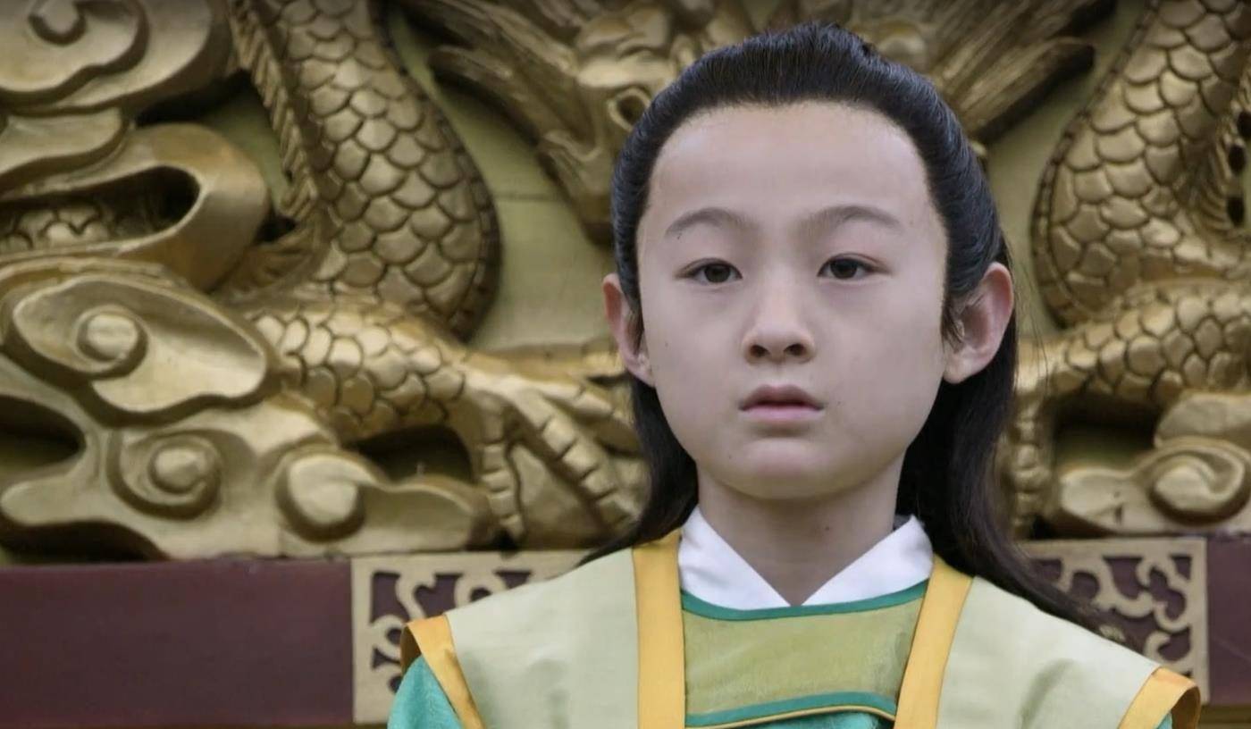 公元1022年,宋真宗病逝,太子赵祯登基为帝,史称"宋仁宗".