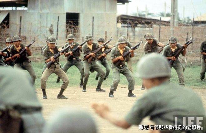 老照片 越南战争中的南越军队 受美军亲手调教
