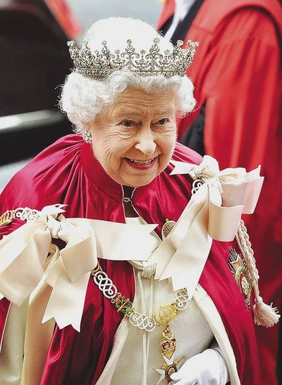 英国女王13件小事:总统写信索要女王穿过的贴身内裤