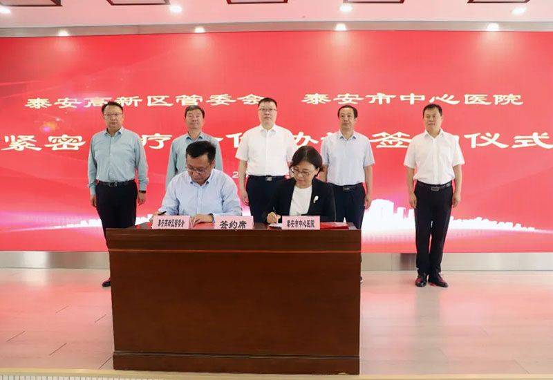 培训中,汪凡教授,李国栋教授分别授课.