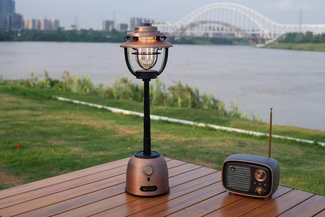 复刻经典,创新拉伸设计,傲雷 兰灯·夕影伸缩版点亮你的户外时光