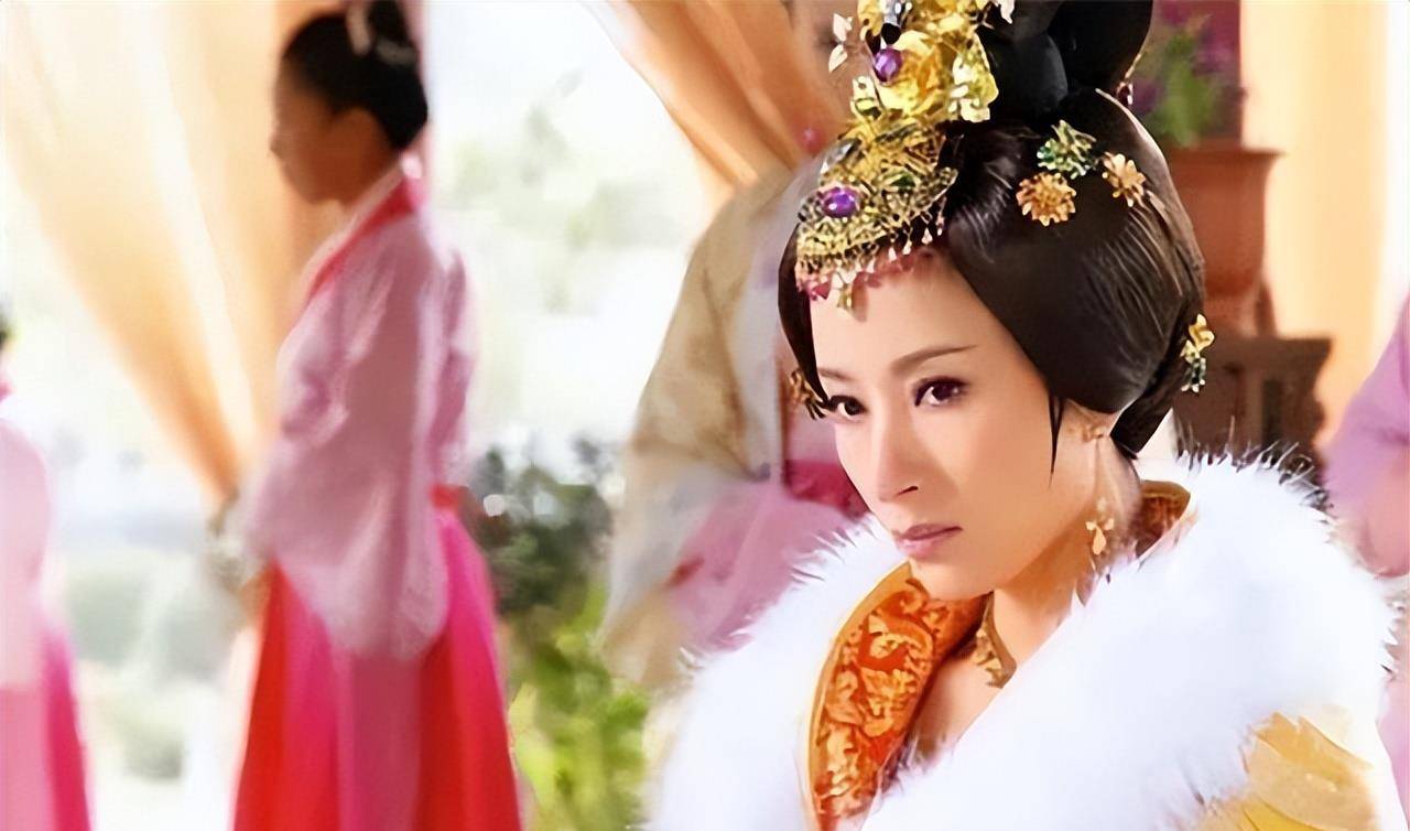 太监扑通跪倒:您儿子6岁了,在冷宫里_万贞儿_吴皇后_皇帝