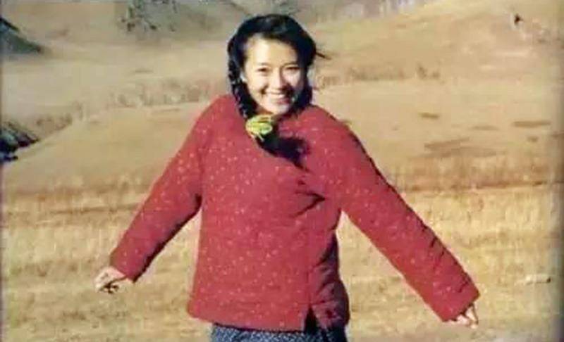 中发现中国最早的棉裤,成年女人穿的,开裆,臀部留缺口_裤子_棉袄_棉衣