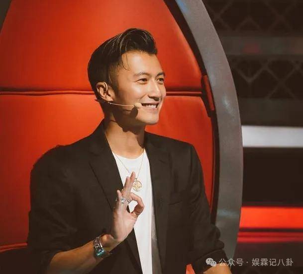 张柏芝带儿子见爸爸,谢霆锋满眼泪光令人心酸!网友:王菲介意吗