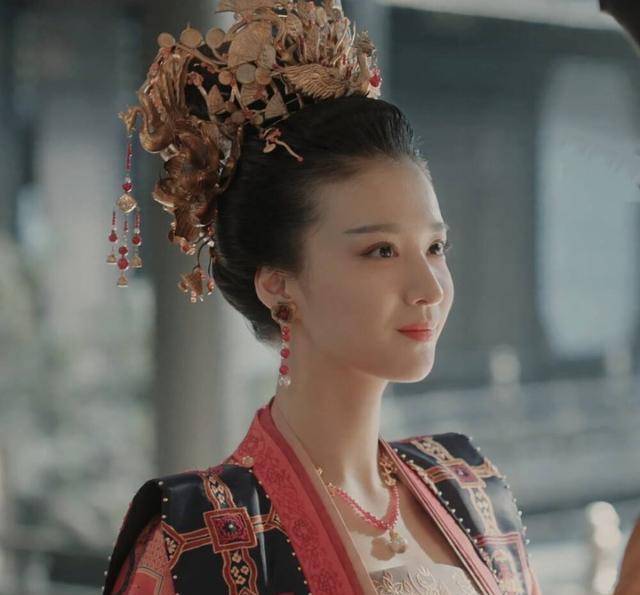 《清平乐》:曹皇后避其锋芒,让张妼晗风光无两,最终致绝望而薨_张贵妃