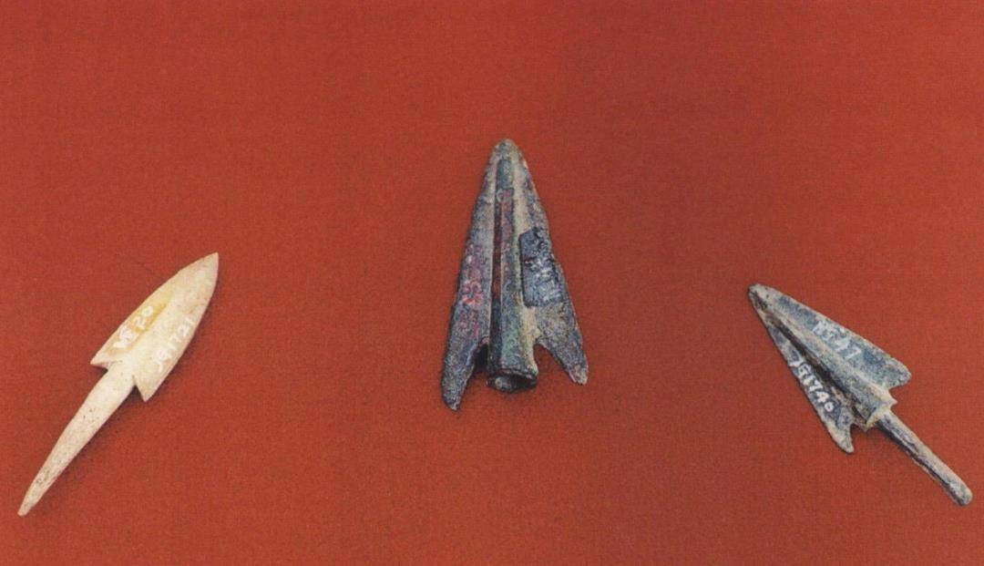 zǐ)大铜钺妇好,是中国历史上有据可考(甲骨文)的第一位女性军事统帅