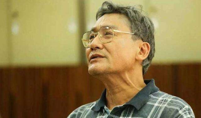 1983年,梁家辉在故宫拍戏留下一辆"二八大杠"自行车,现如何了