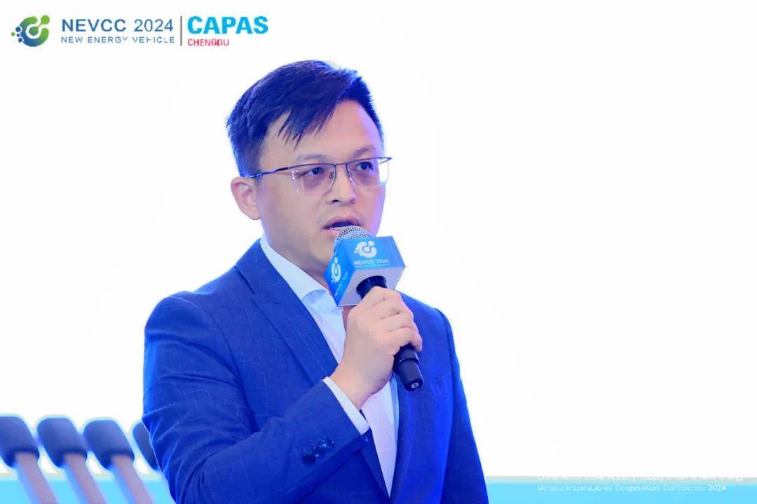 金融实践,探讨如何利用供应链金融工具解决汽车出口过程中的资金难题