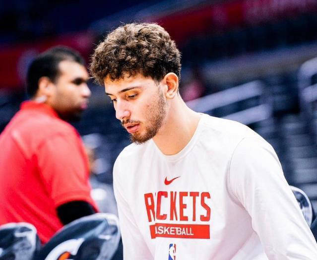 火箭队中锋群展现全面攻防_兰代尔_申京_巴里史密斯