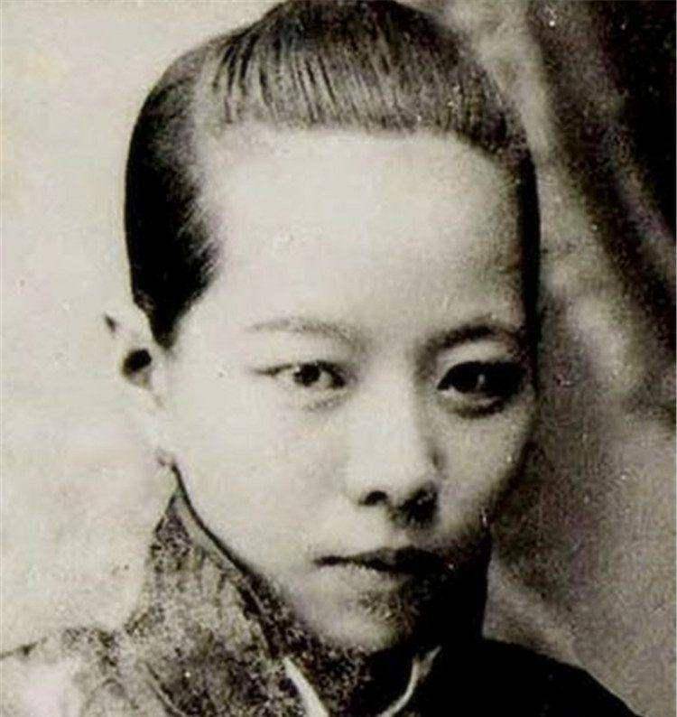 民国绝版旧照:图三伪满影后李香兰,图五才华横溢的合肥四姐妹_袁世凯