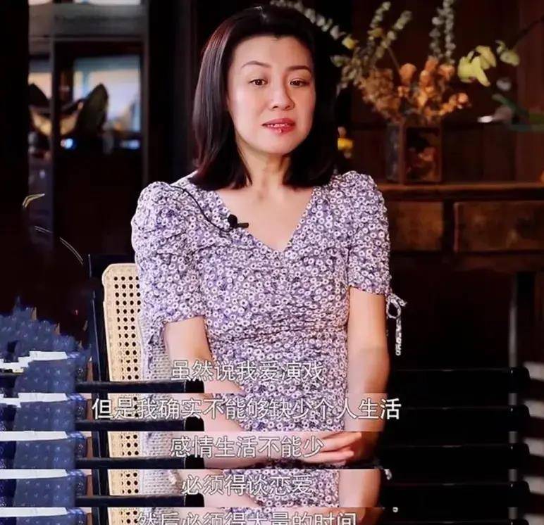 和徐静蕾同班,出道合作张国荣黄磊,最终成为"妈圈"顶流常青树_刘琳