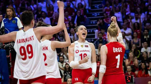 意大利二队3-1击败世界第一女排,瓦尔加斯独得34分领衔