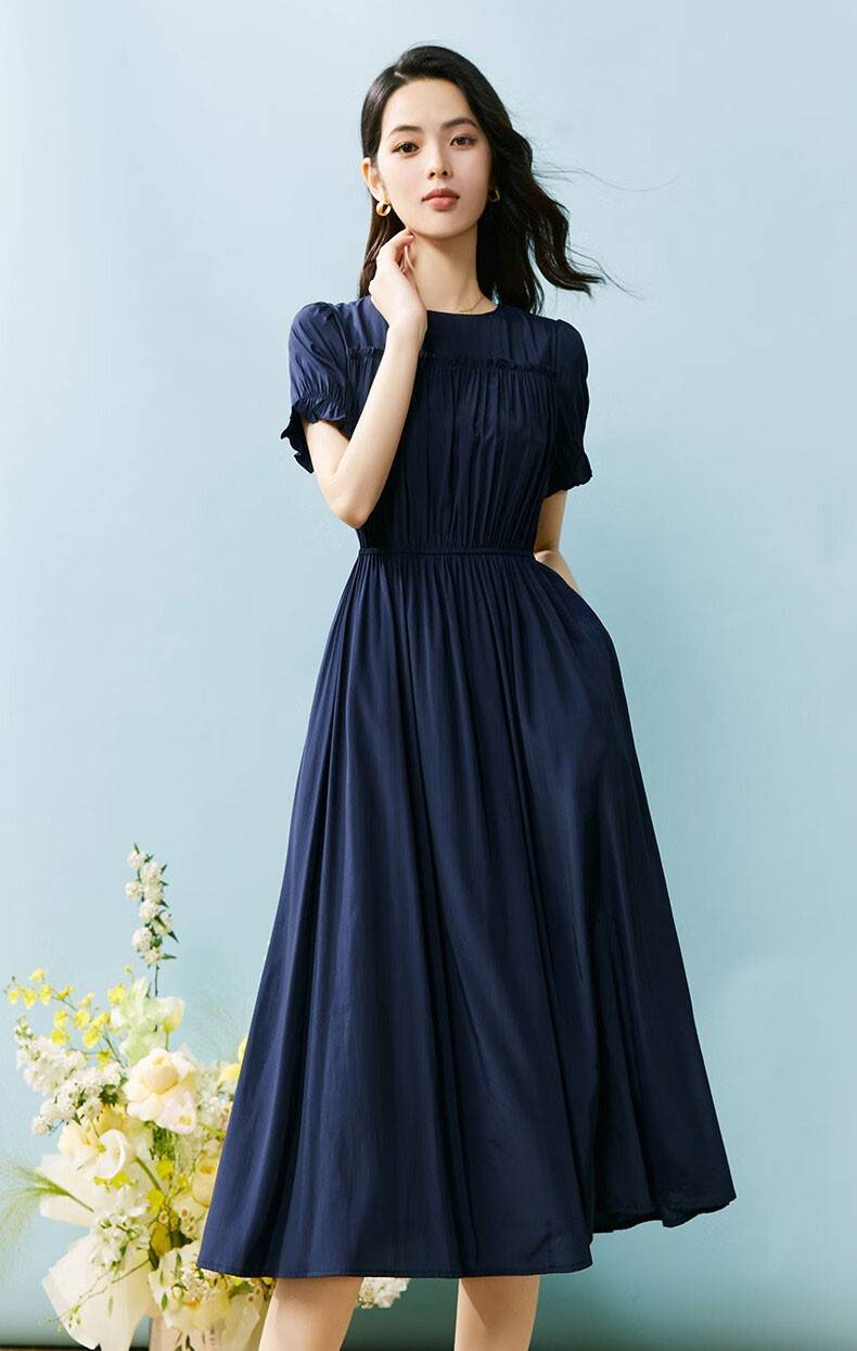 惊艳!这条淑女风连衣裙减龄又高级,日常穿搭显瘦显高又超有气质