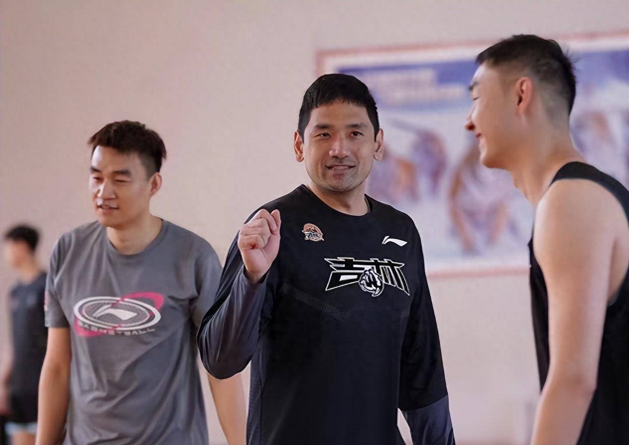 正式官宣!钟诚成为吉林男篮主帅,高俊超下课,全力冲击季后赛