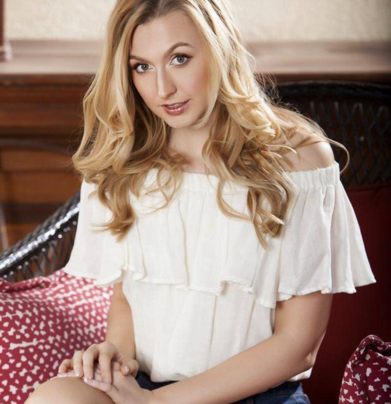 明星数据库-亚历克萨·格蕾丝(alexa grace)